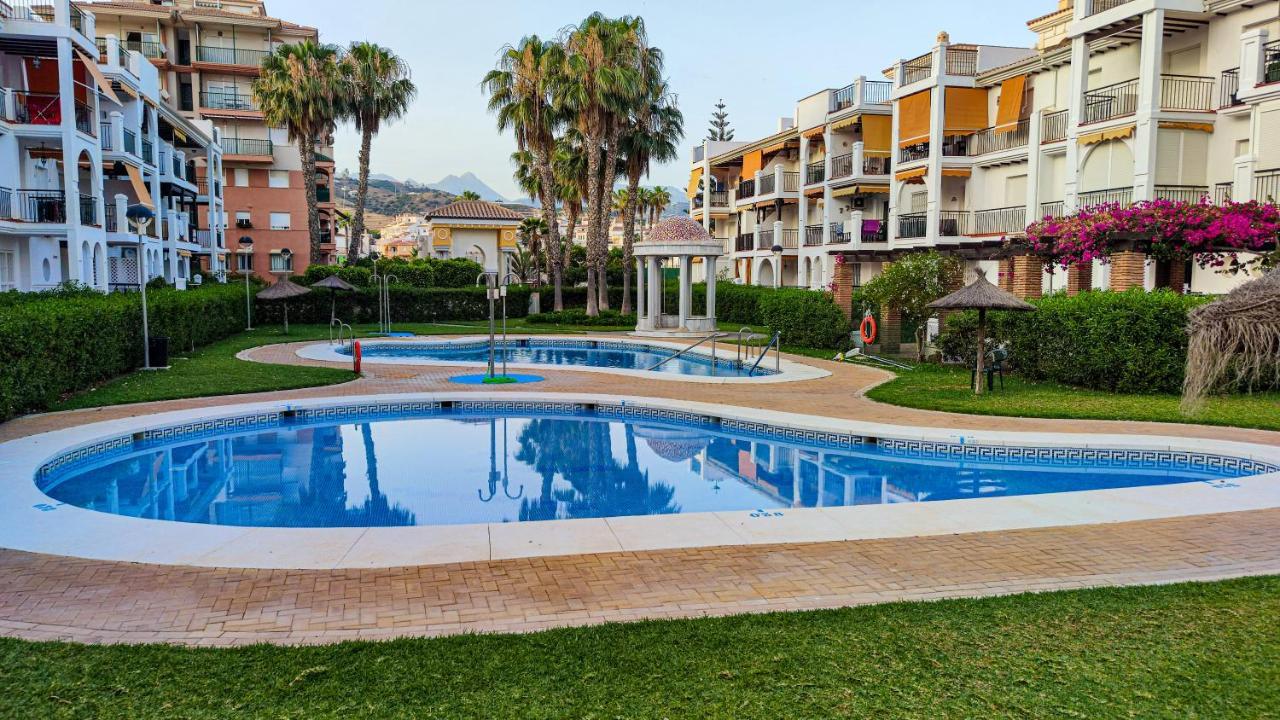 Laguna Beach Costasol - Alojamientos La Torre Torrox Dış mekan fotoğraf