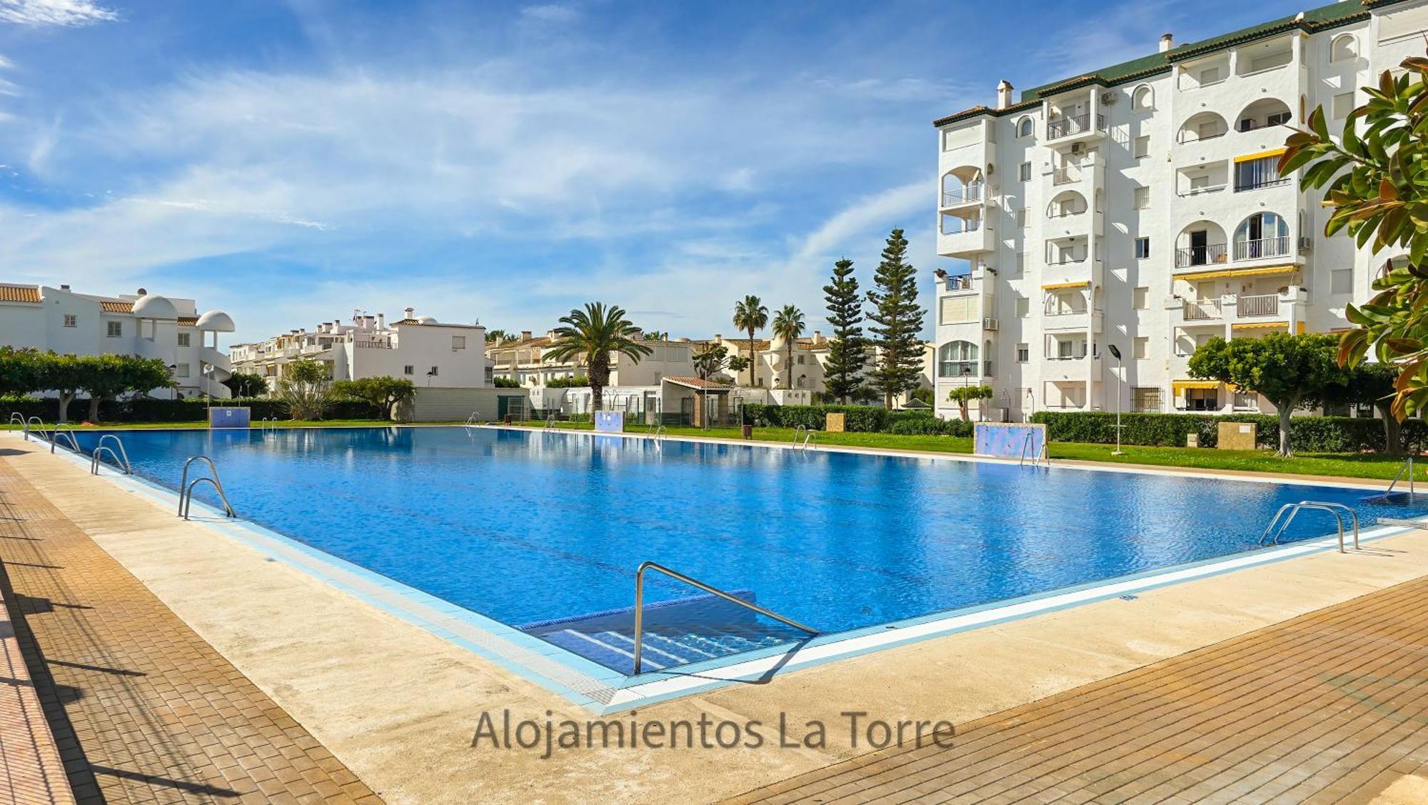 Laguna Beach Costasol - Alojamientos La Torre Torrox Dış mekan fotoğraf