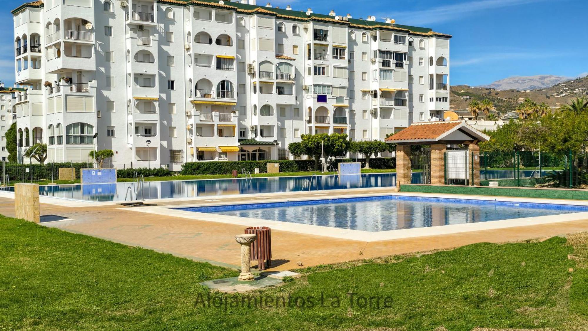 Laguna Beach Costasol - Alojamientos La Torre Torrox Dış mekan fotoğraf
